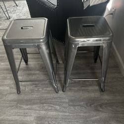 Set Of 2 Bar Stools 