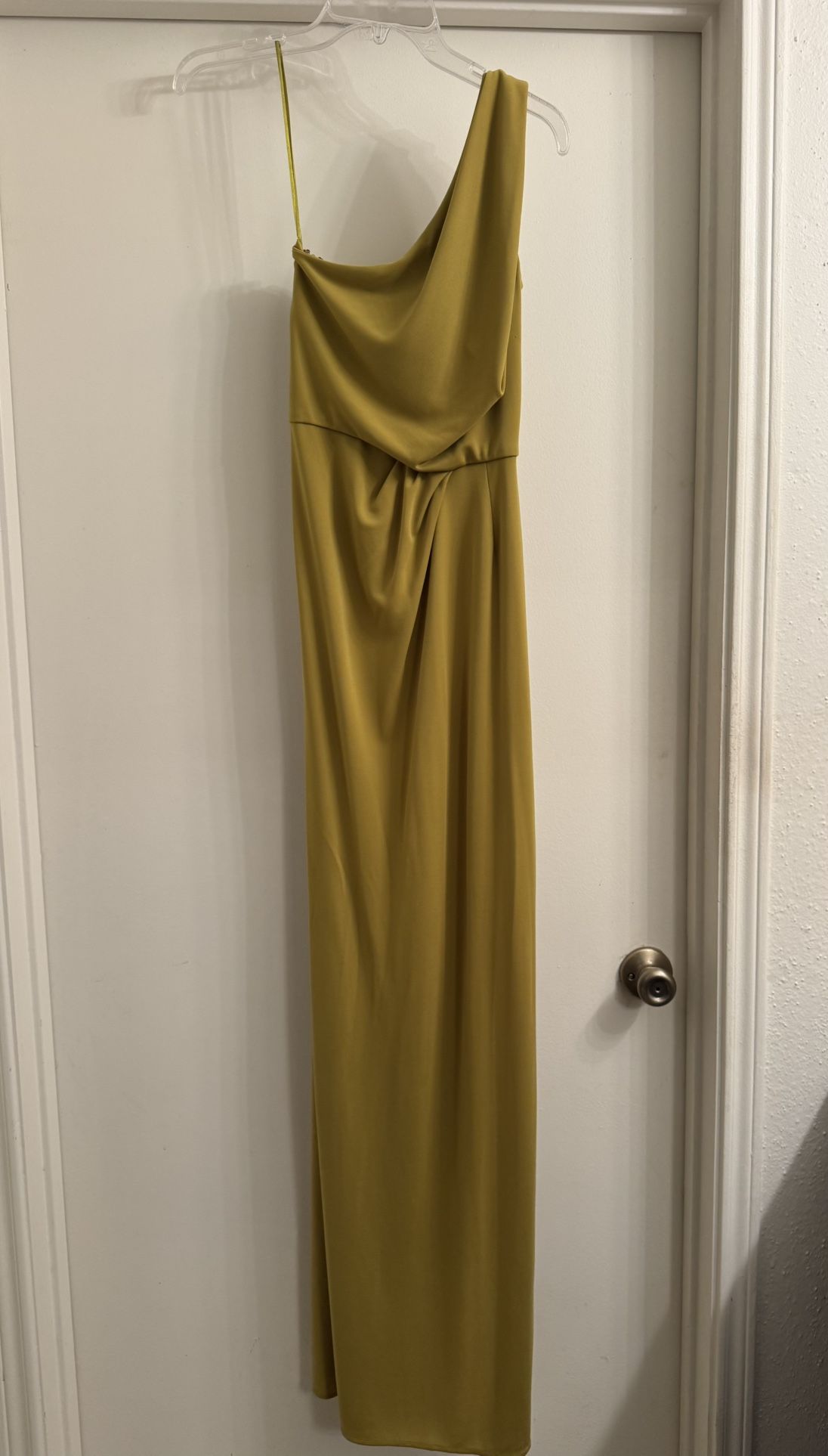 chinese dress ladies BCBGMAXAZRIA Women's One Shoulder Puff Sleeve Asymmetrical Midi Dress,  Yellow Cream Combo, X-Large at Amazon Women's Clothing store main image 0