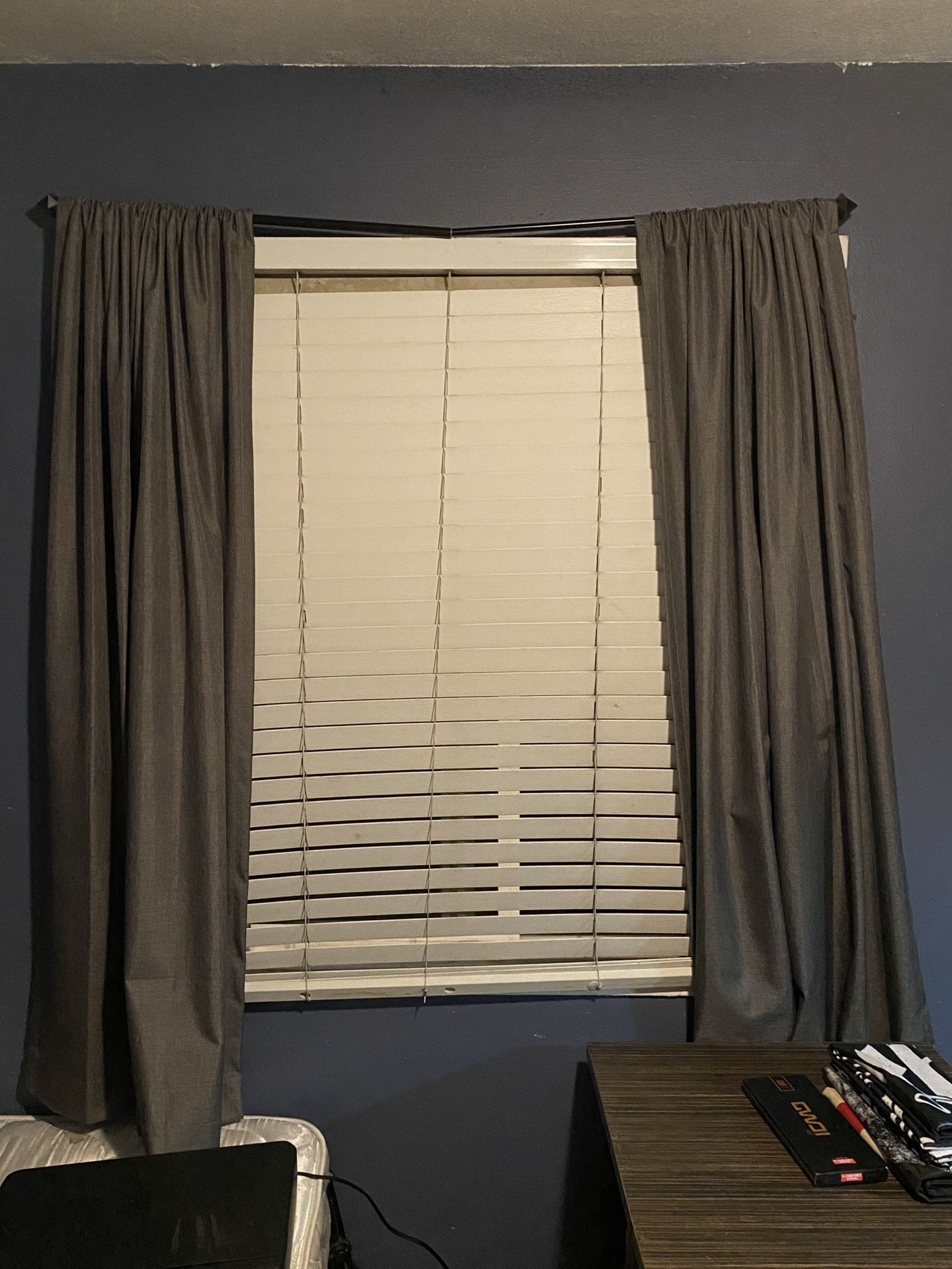Blackout curtains (set of 2)