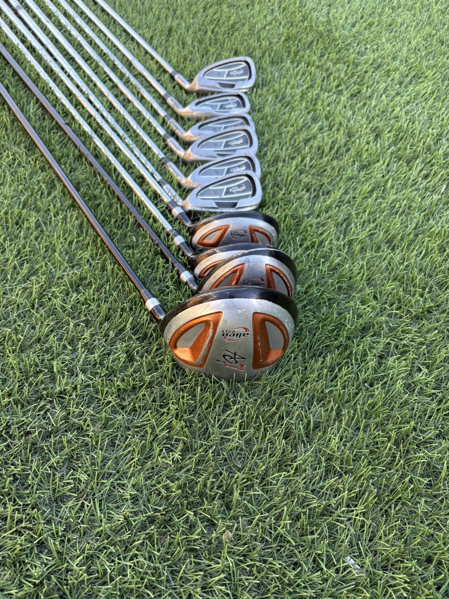 Set Of Golf Club