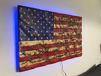 American Flag 🇺🇸 Wood custom carved ripple