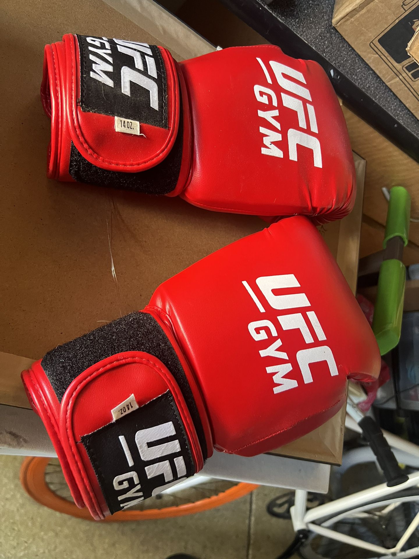 UFC Fight Gym Boxing Gloves
