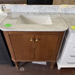 Collette 30 in. Single Sink Cinnamon Oak Bath Vanity with White Carrara Marble Top