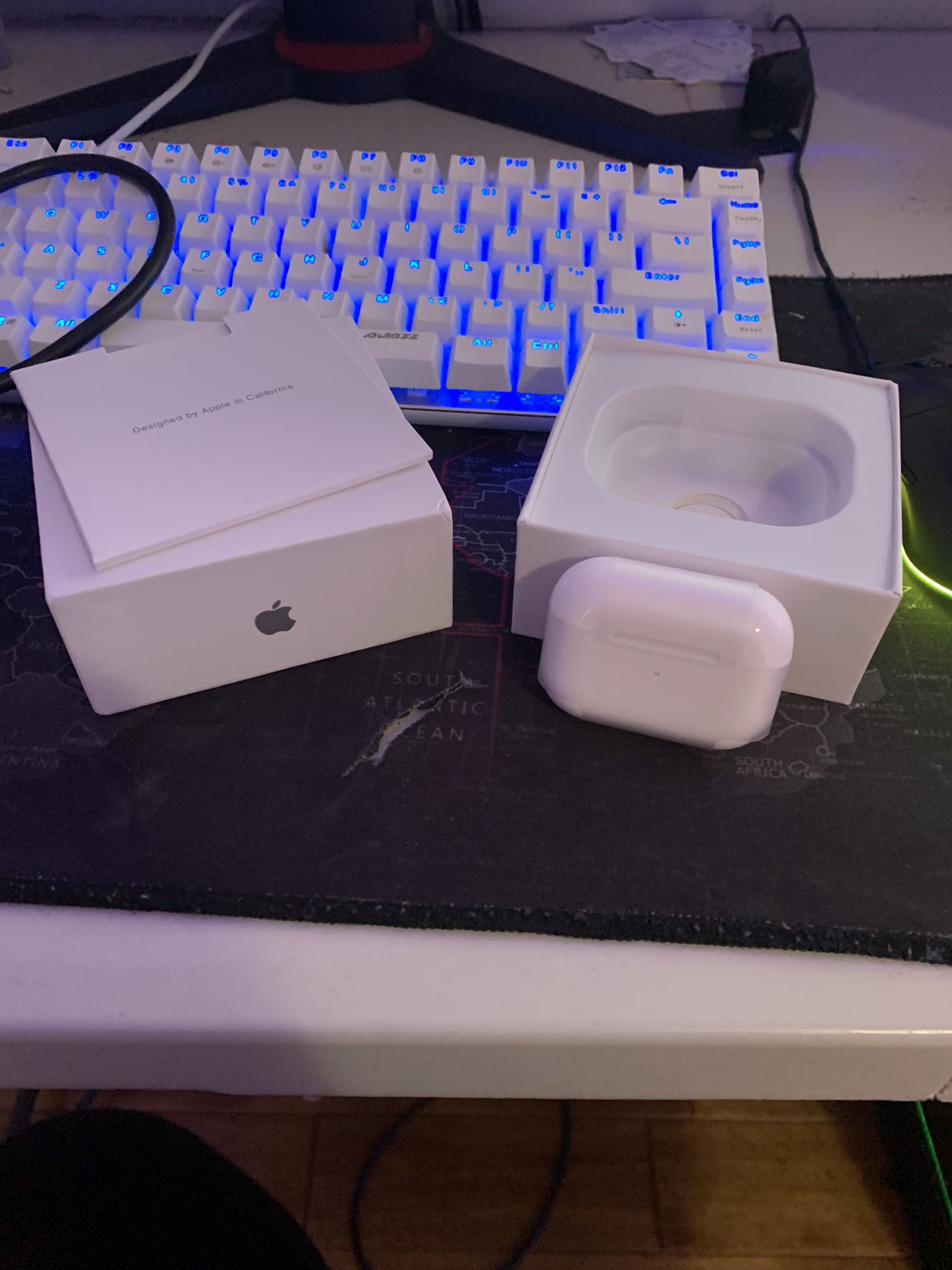 Airpod pros 2nd generation (price is negotiable)