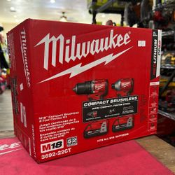 Milwaukee M18 18V Lithium-Ion Brushless Cordless Compact Drill/Impact Combo Kit (2-Tool) w/(2) 2.0 Ah Batteries, Charger & Bag