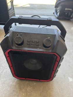 Music, Mic Speaker Use For Karaoke Singing