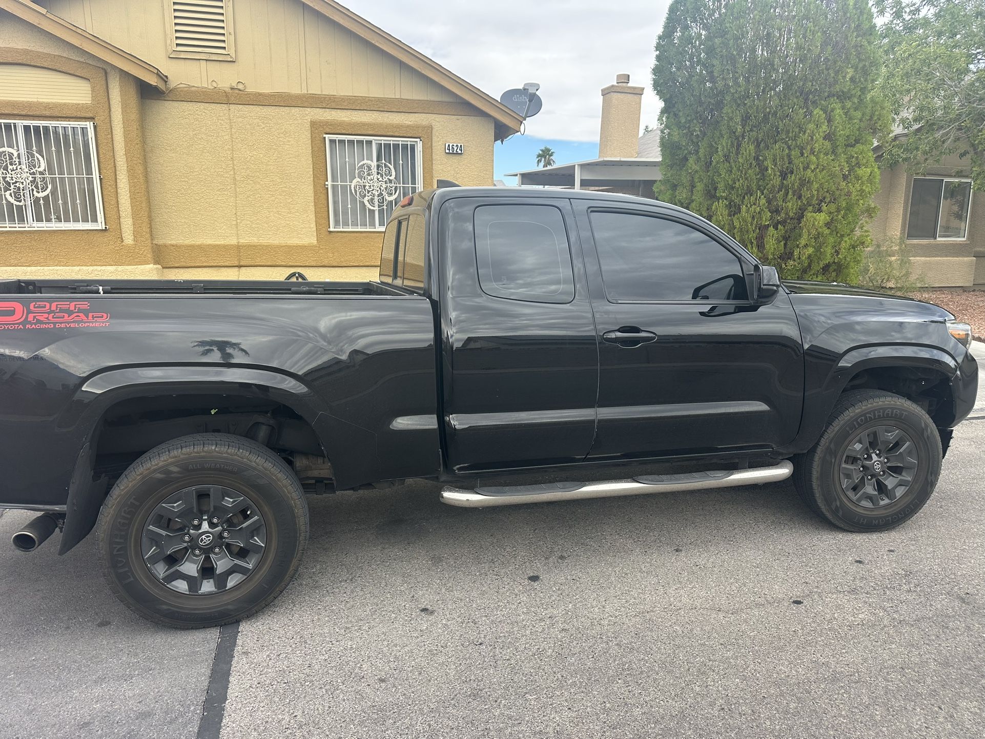 Toyota Tacoma