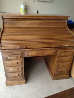 Antique roll top desk