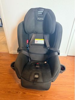 Nuna RAVA Car seat