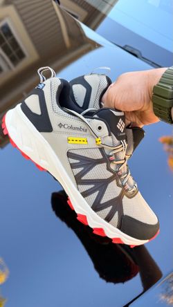 COLUMBIA PEAKFREAK II OUTDRY WATERPROOF — MEN’S 10.5