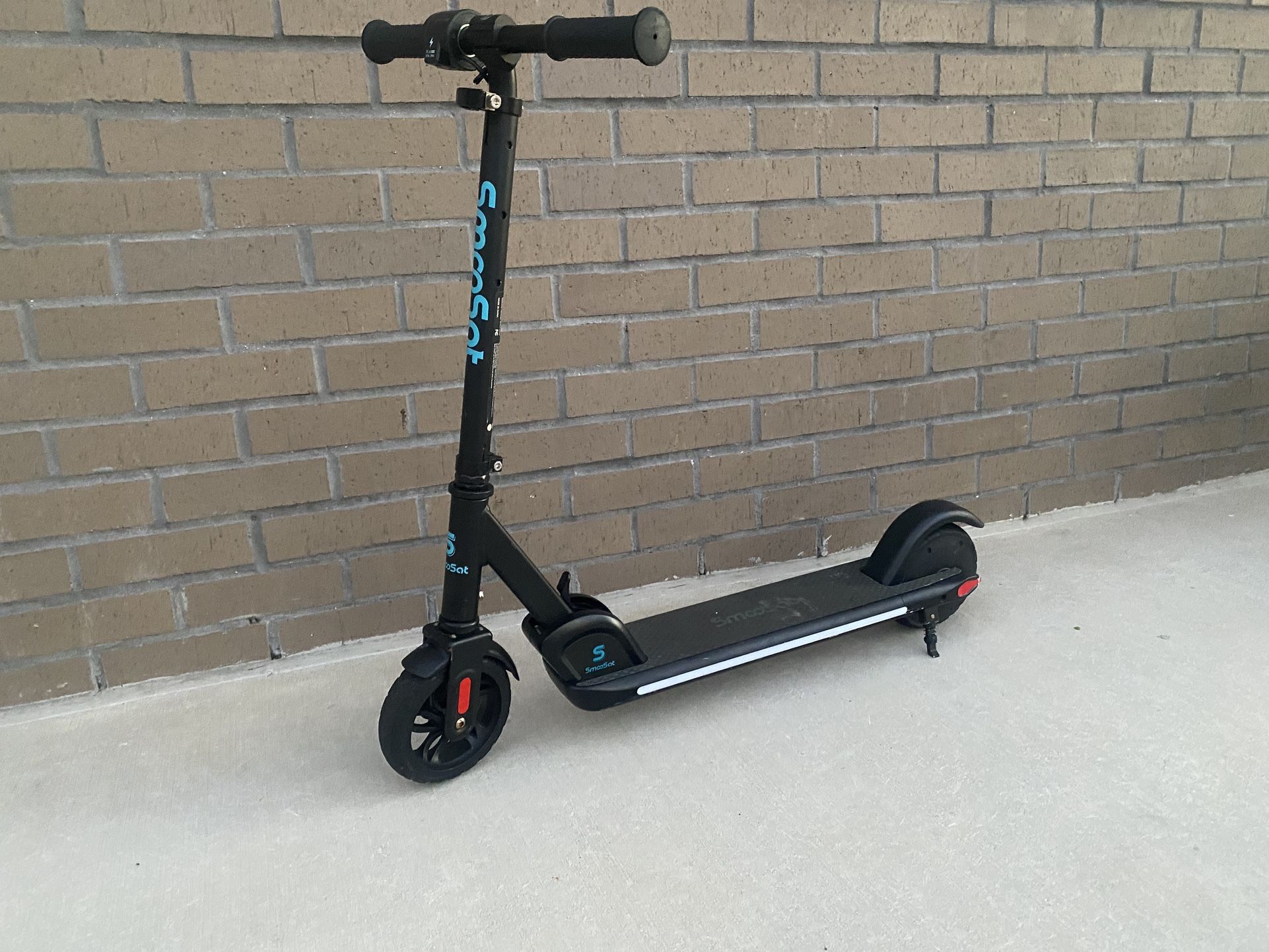 Smoosat Kids Electric Scooter