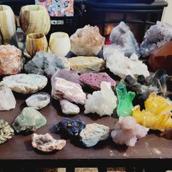 Lot of Crystal Stones 