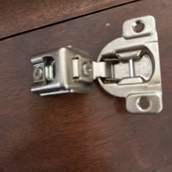Cabinet Hinges