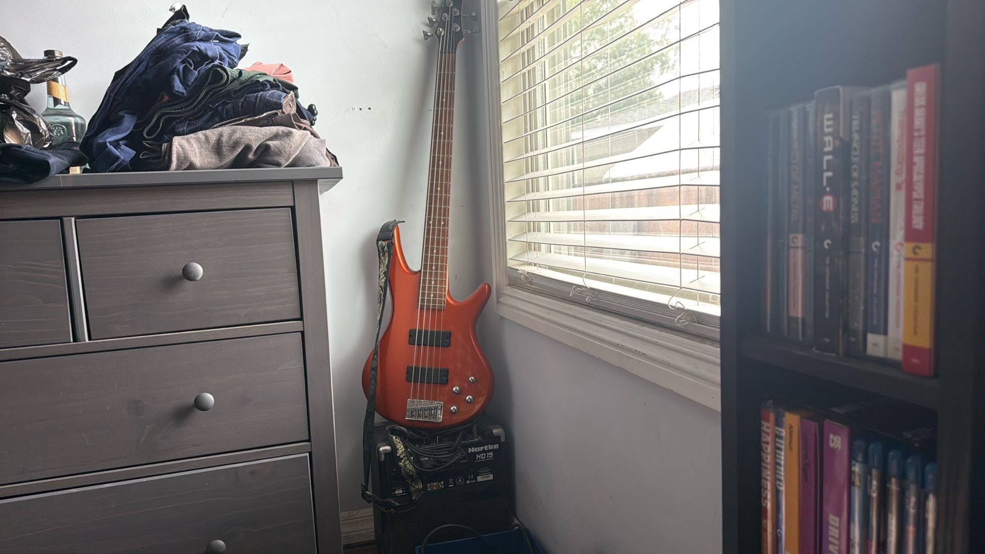 Ibanez Bass Guitar 5 String with Amp & Tuner