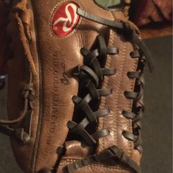 player preferred  rawlings 11 1/2 inch glove 