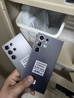 Samsung S24 ultra 256 GB Unlocked Immaculate Condition.