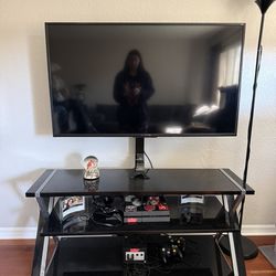 $150 📺 TV + TV Stand for Sale