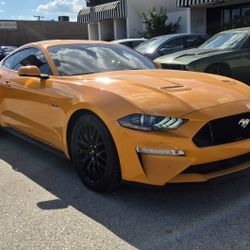 2018 Ford Mustang Premium 