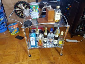 Tv, Dartboard, Cooler AND A BOSE SYSTEM