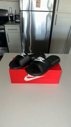 NEW! Nike Victori One Slides – Size 10