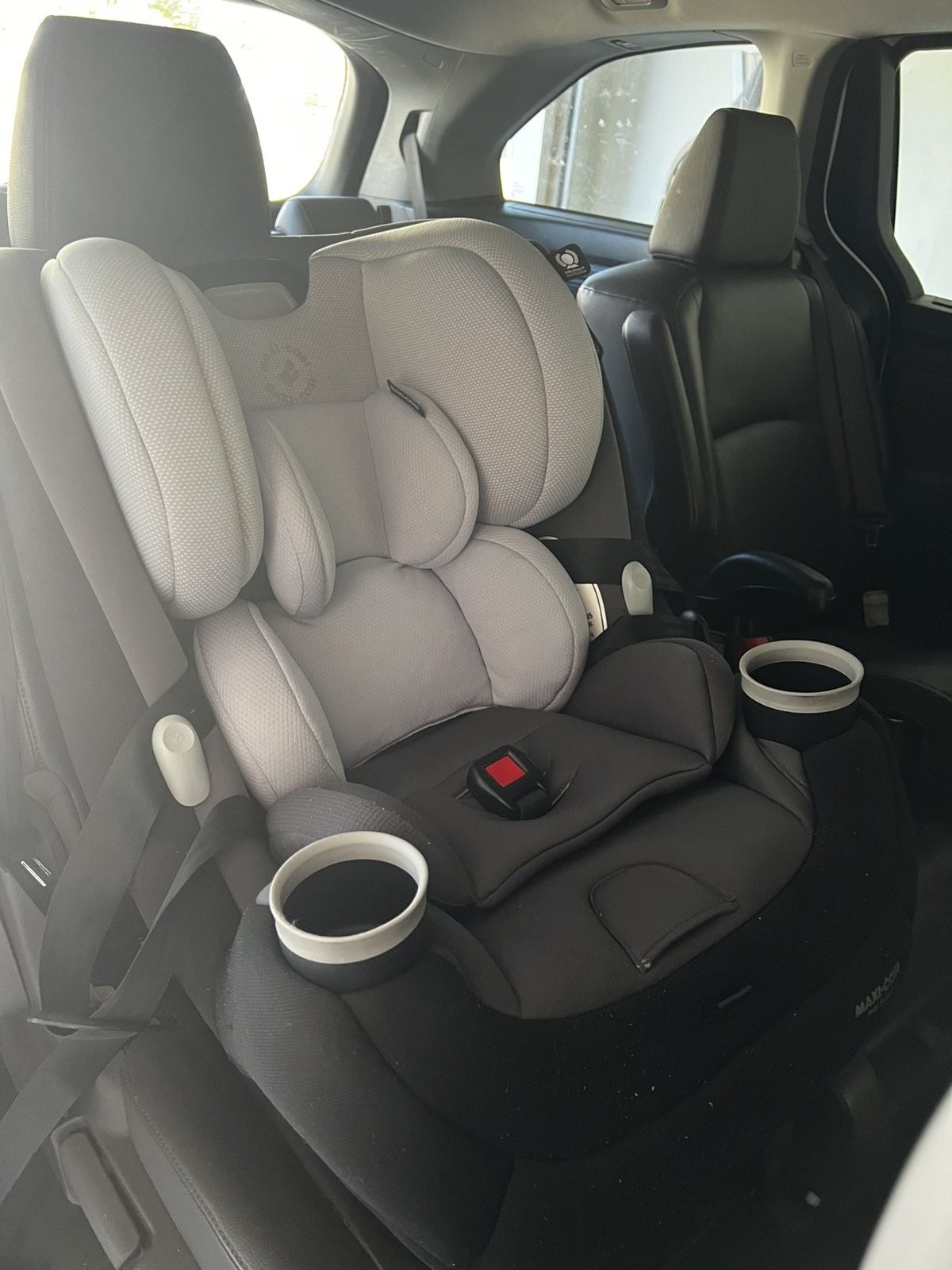 Maxi-COSI Pria All-in-One Convertible Car Seat, Infant to Toddler Car Seat, Easy-Install Harness, Machine-Washable Cover, 5-100 lbs, Blackened Pearl