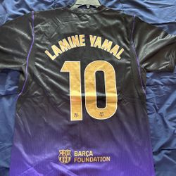 FC Barcelona Lamine Yamal #10 Jersey Large