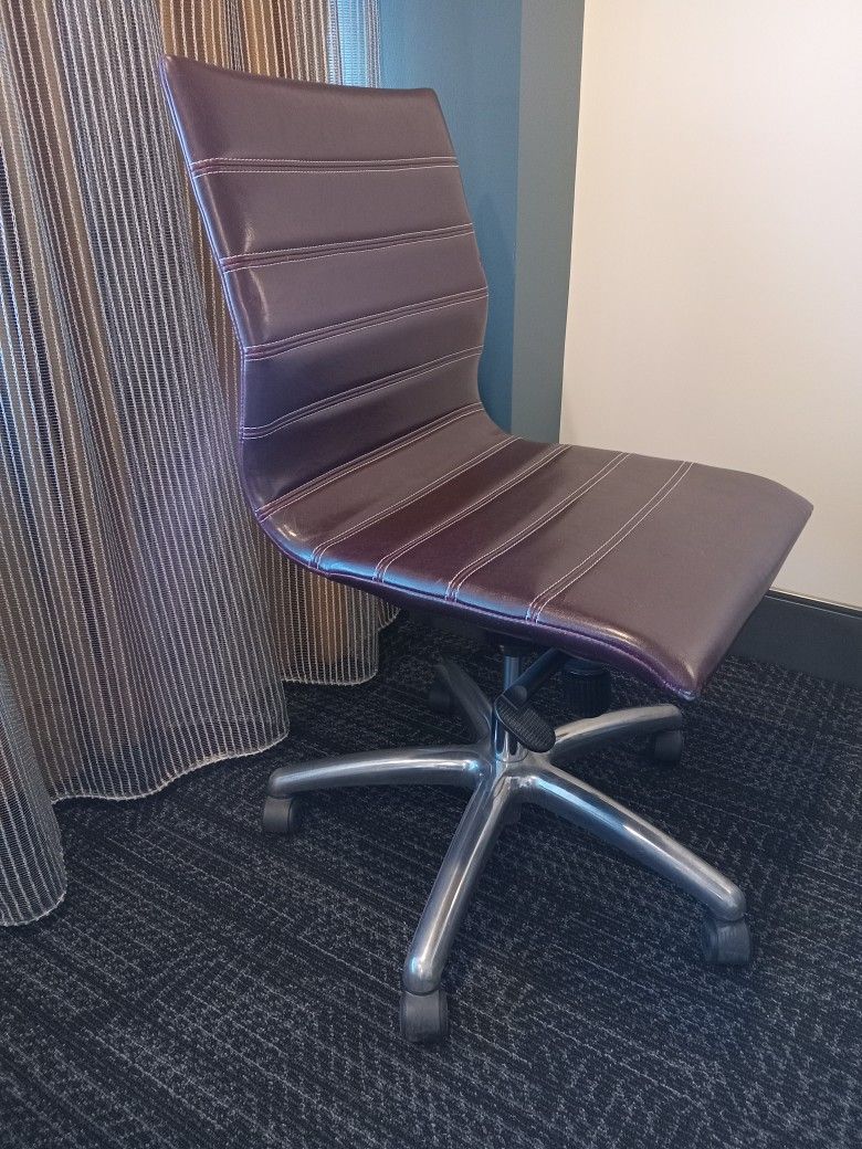 Desk Chairs