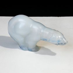 Sabino Opalescent POLAR BEAR Signed Glass Figurine  No chips, no cracks, no damage