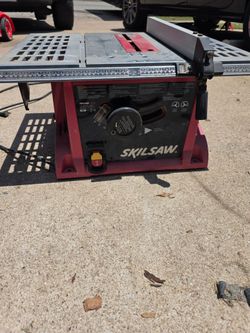 SKILSAW Portable Table Saw