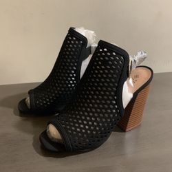 Black Heels Block Heel