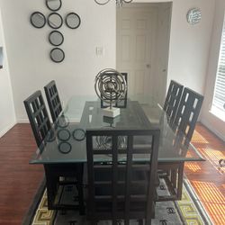 Dining Room Table 6 Chairs