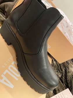 Brand New Women Ankle Boots 