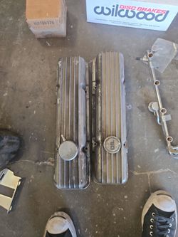 Chevy smallblock valve covers