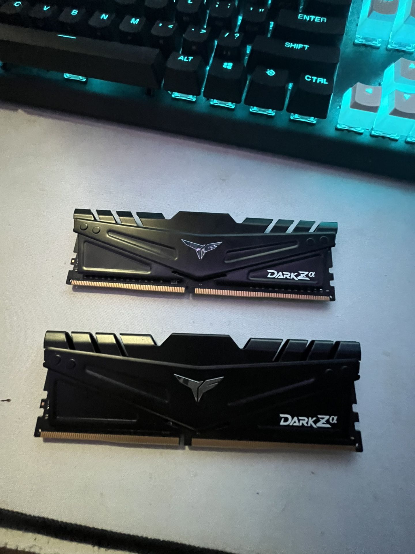 TEAMGROUP T-Force Dark ZA 8GB DDR4 3600MHz (16GB-kit)