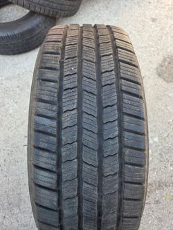 1 tire 245/65/17   Michelin X LT A/S