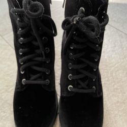 Women’s Size 6.5 Black Boots, Velvet