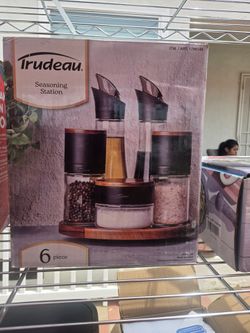 Trudeau Season Station 6-Pieces
