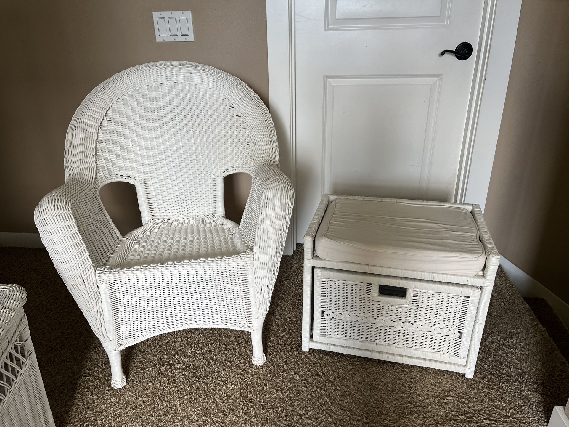 Wicker Furniture White