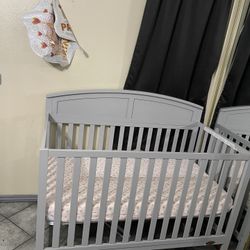 Infant Crib For Sale
