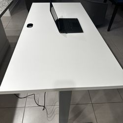 Desk - electric