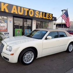2006 Chrysler 300 Touring Sedan 4DR