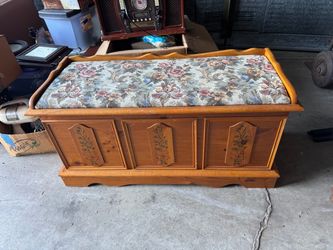 Padded Cedar Chest in Natural Finish 16” deep 39” long 20”!tall