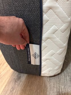 Gelsea King Mattress (Lightly used)