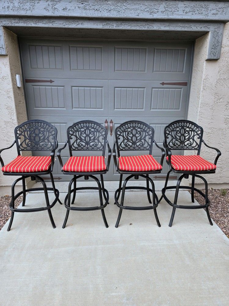 4 HanamintTuscany Swivel Counter Bar Stools