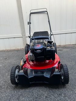 Lawn Mower (Just Serviced)
