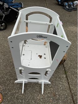 Little Partners Activity Stool