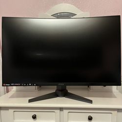 Msi Optix MAG27C  Curved Monitor 144hz