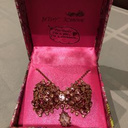 Betsey Johnson Bow Necklace