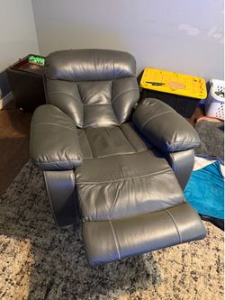 Power Recliner-Dark Grey w/USB port -$200 OBO