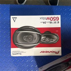 Pioneer Speakers (half Set)